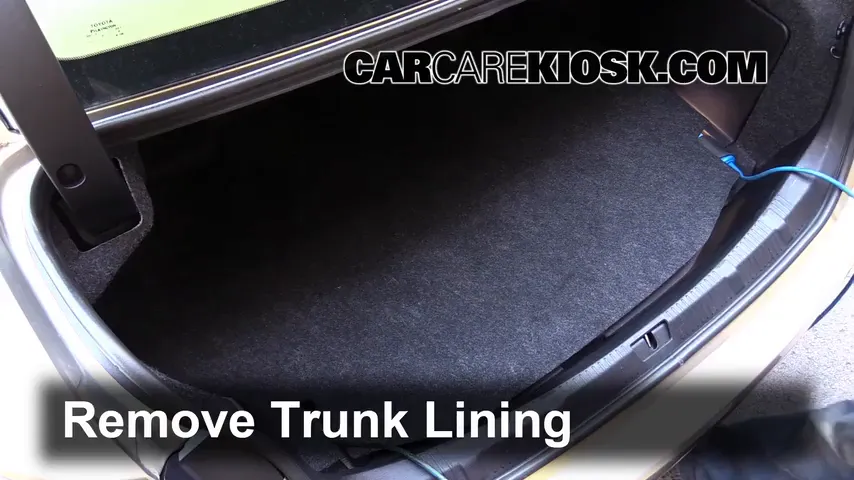 2014 Toyota Avalon Hybrid XLE 2.5L 4 Cyl. Tires & Wheels Change a Flat Tire